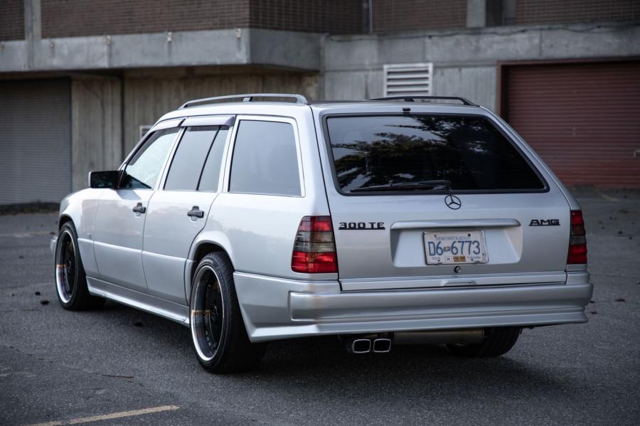  Mercedes-Benz 300 TE 4Matic (S124) 1993 года  (фото 5 из 89)